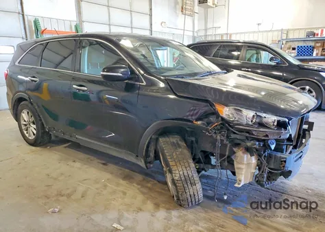 2019 Kia Sorento L z USA, uszkodzony, nr VIN 5XYPG4A35KG572284